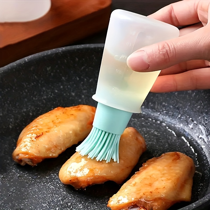 Kitchen Baking Must Haves - Une brosse en silicone calibrée -