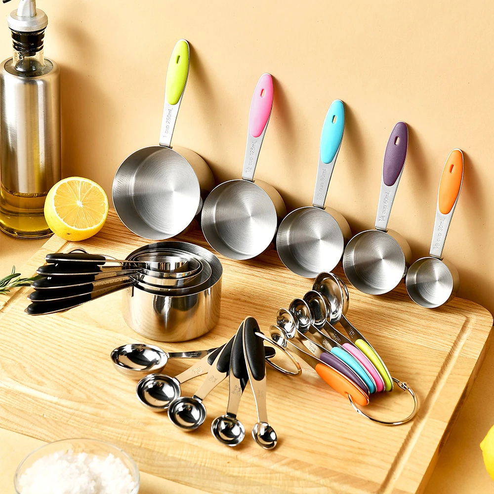 Ensemble de tasses et cuillère - Kitchen Q avis et prix
